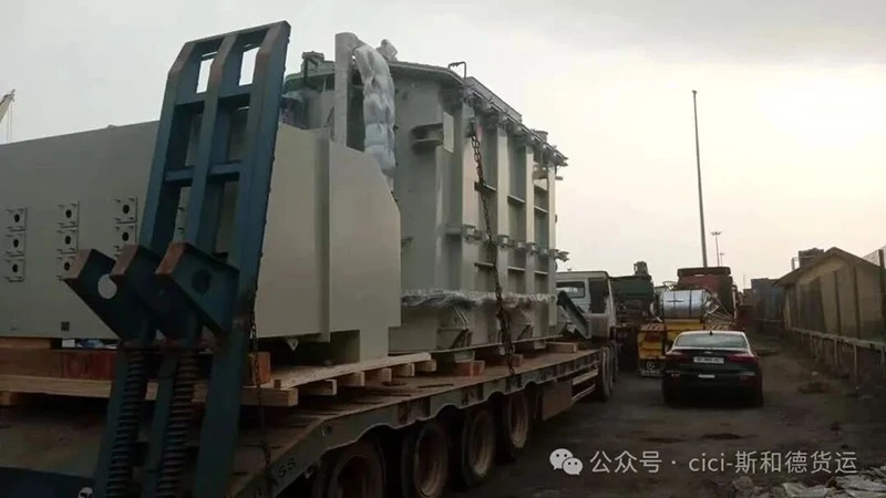 heavy-haul-convoy-burkina-faso-border