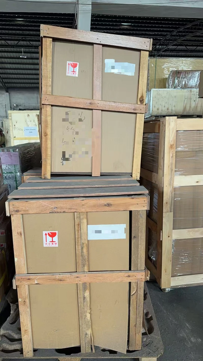 export-warehouse-fragile-cargo-wooden-crate-packing