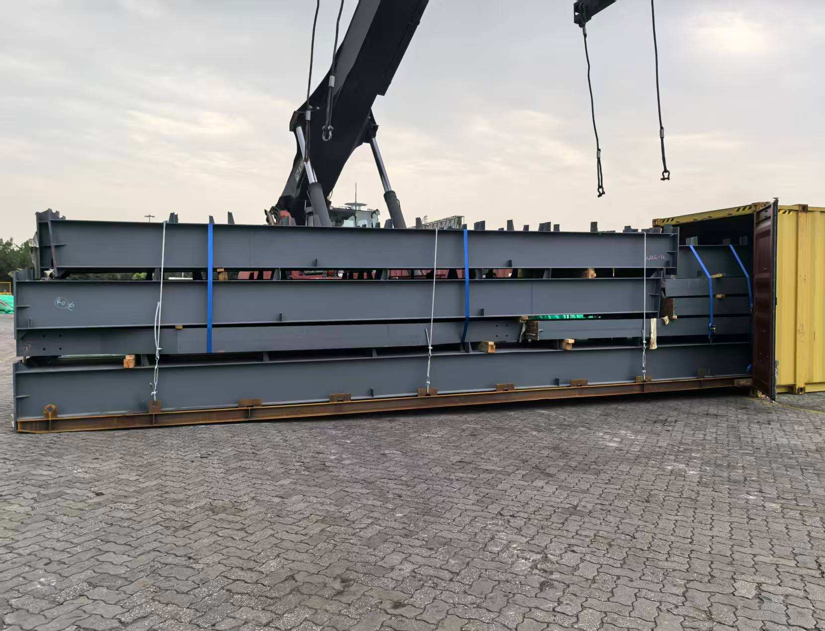 Out-of-gauge Shipping